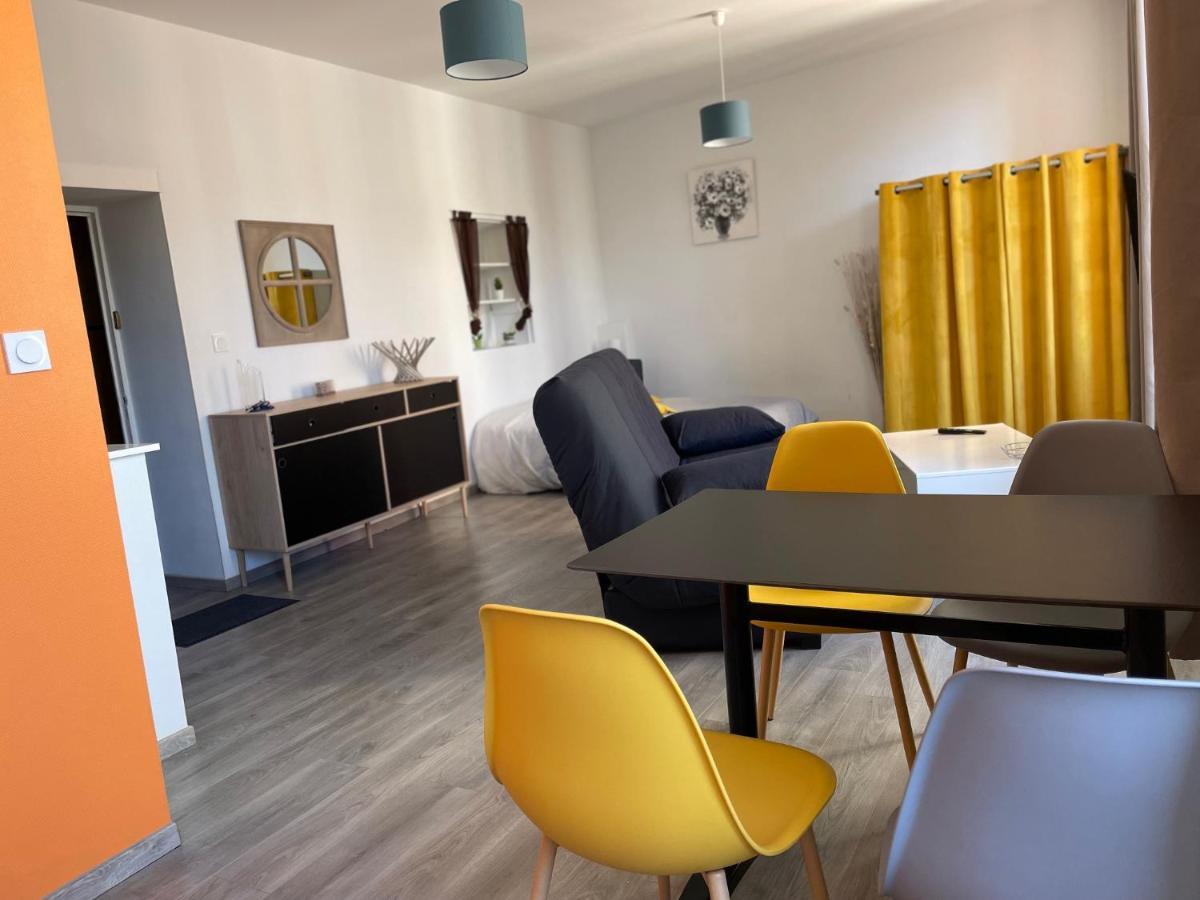 Millau Superbe Studio 35M2 Centre Ville Calme Et Ajoure Eksteriør billede