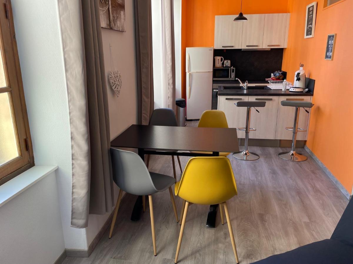 Millau Superbe Studio 35M2 Centre Ville Calme Et Ajoure Eksteriør billede